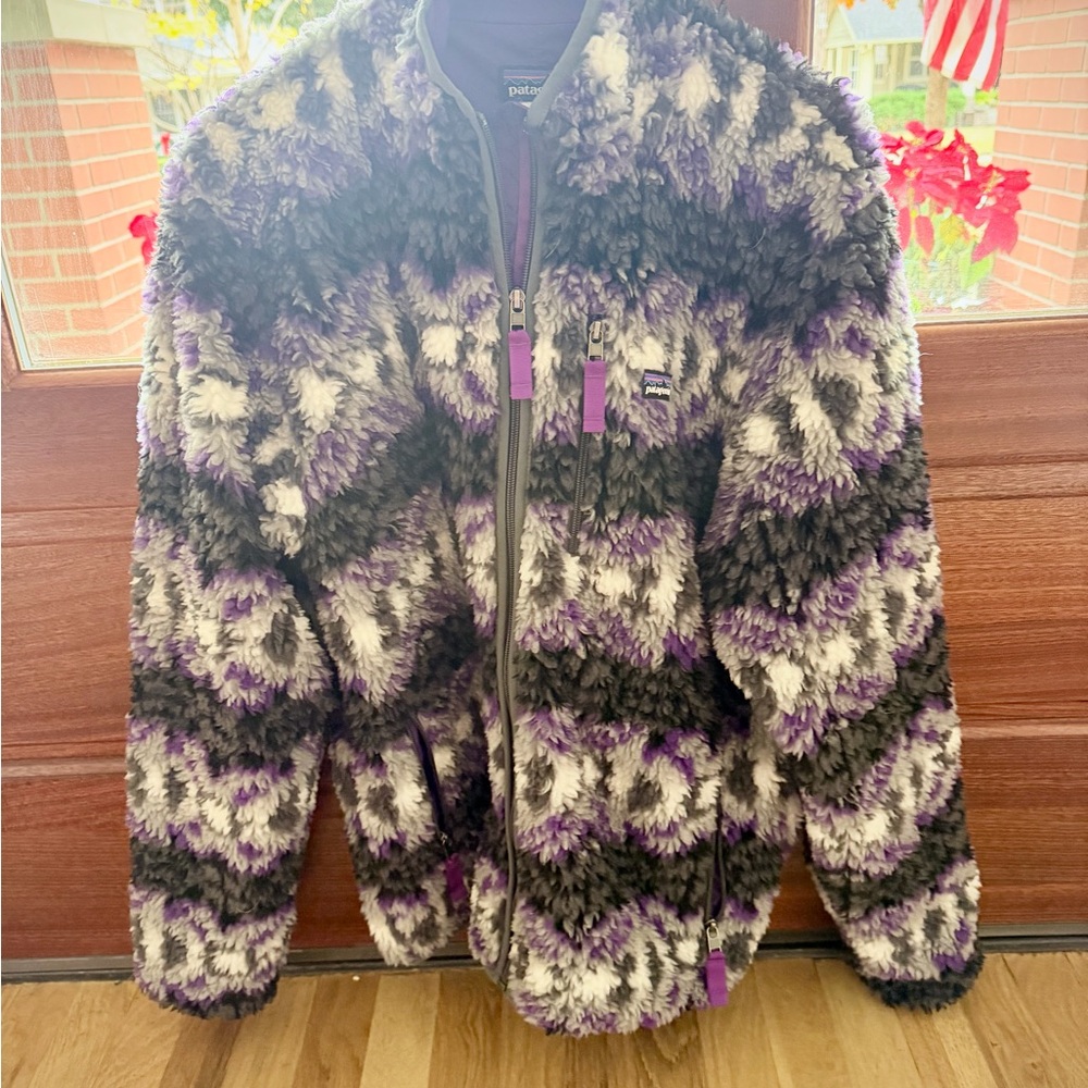 Patagonia Classic Retro-X Fleece Jacket (full-zip) Purple and Black Teddy Jacket